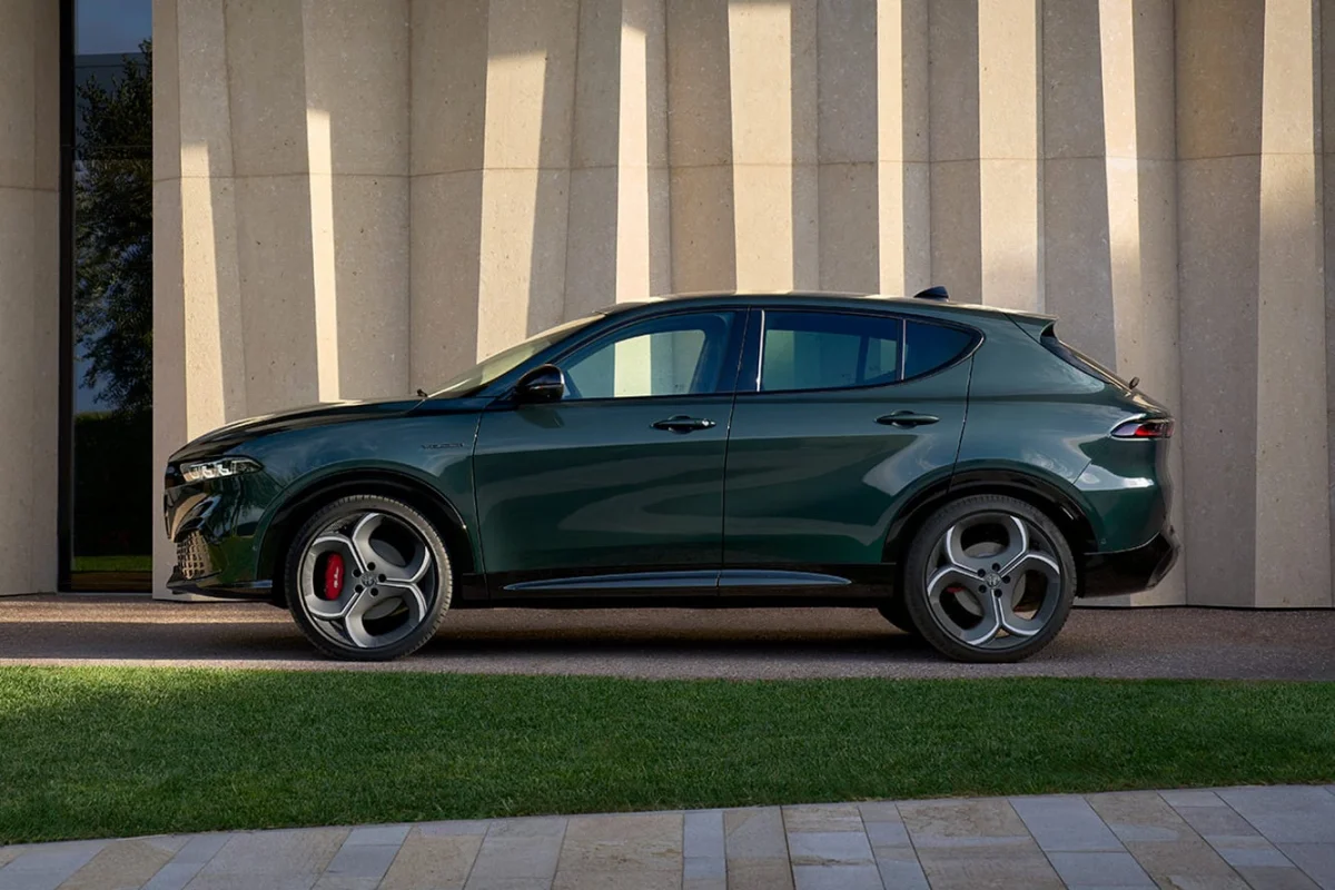 2026 Alfa Romeo Tonale price and specs