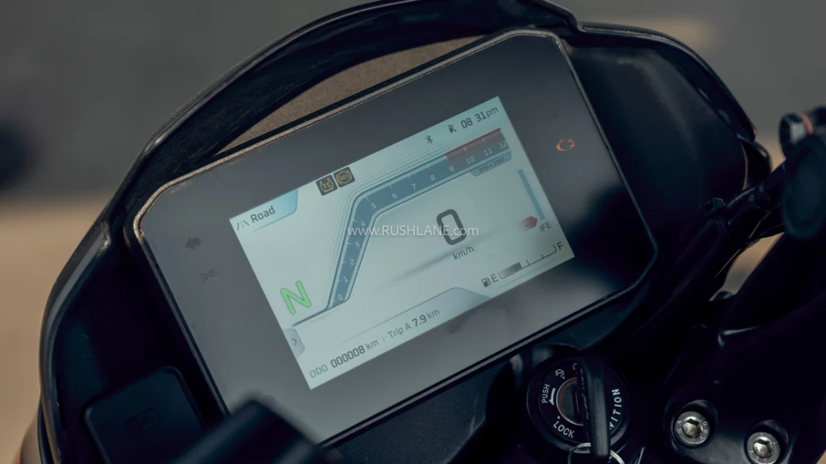 2026 Bajaj Pulsar NS200 TFT Screen