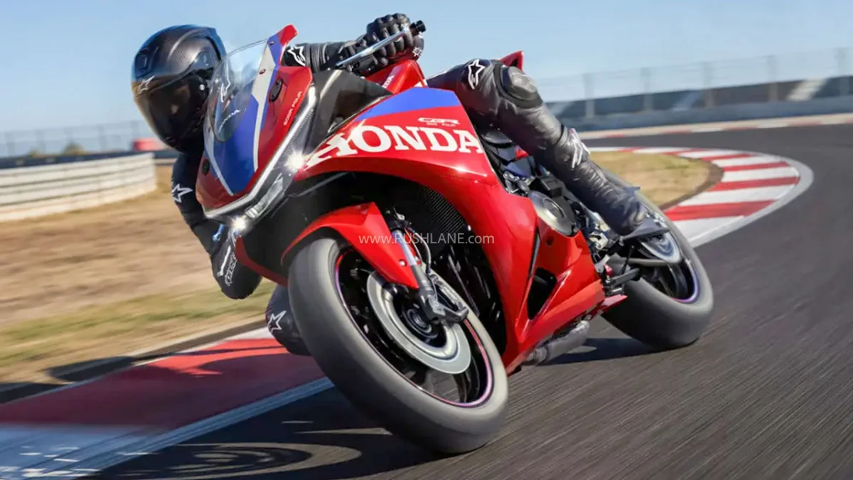 Honda CBR500R Four: 71 bhp, Standard E-Clutch and £6,999 Price