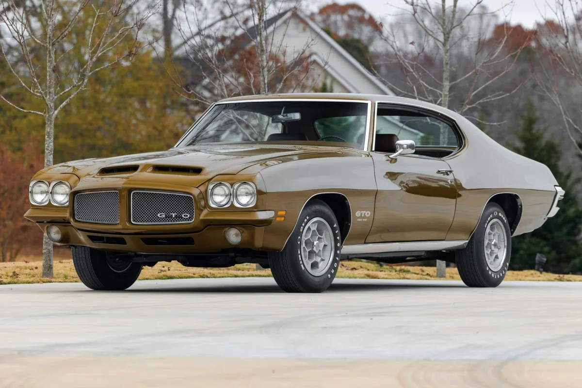 1971 Pontiac GTO front three quarter