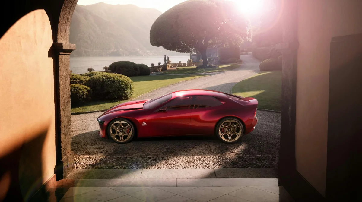 Alfo Romeo Cuorerosso concept side profile