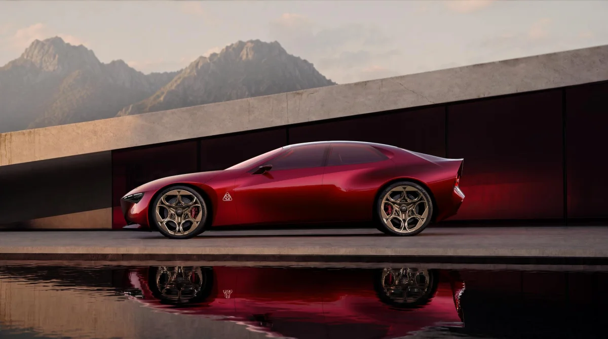 Alfo Romeo Cuorerosso concept side profile