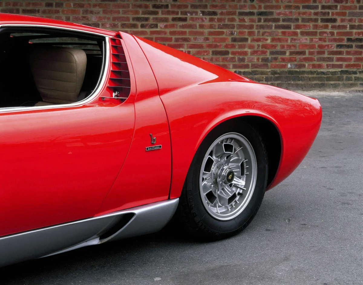 Lamborghini Miura rear quarter panel