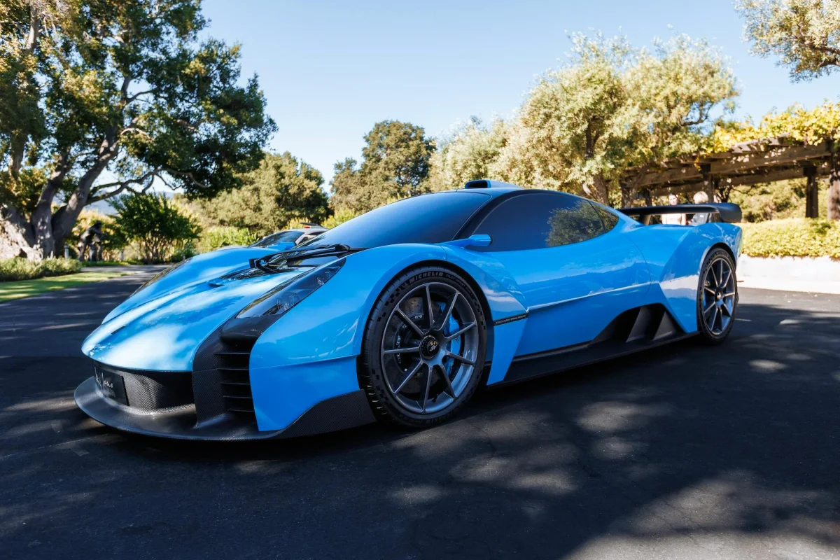 Gordon Murray Special Vehicles Le Mans GTR front three quarter